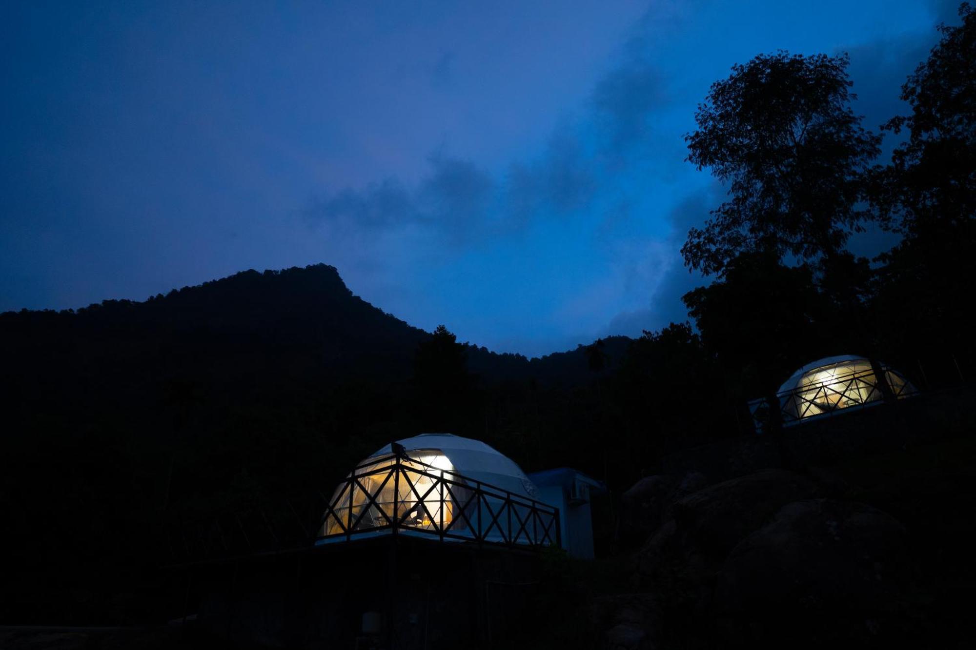 Karimb Resorts Vallikavungal Exterior photo