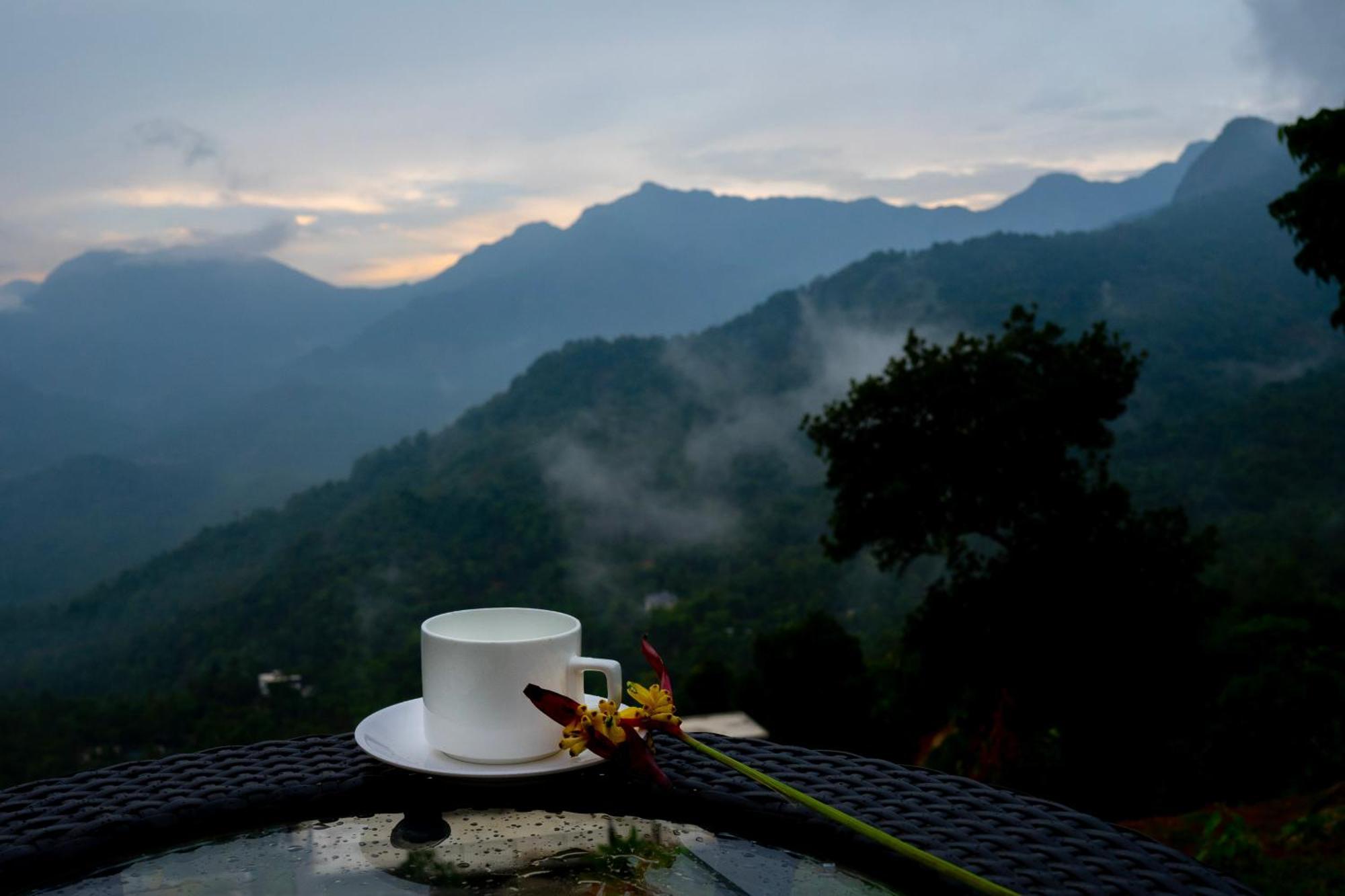 Karimb Resorts Vallikavungal Exterior photo