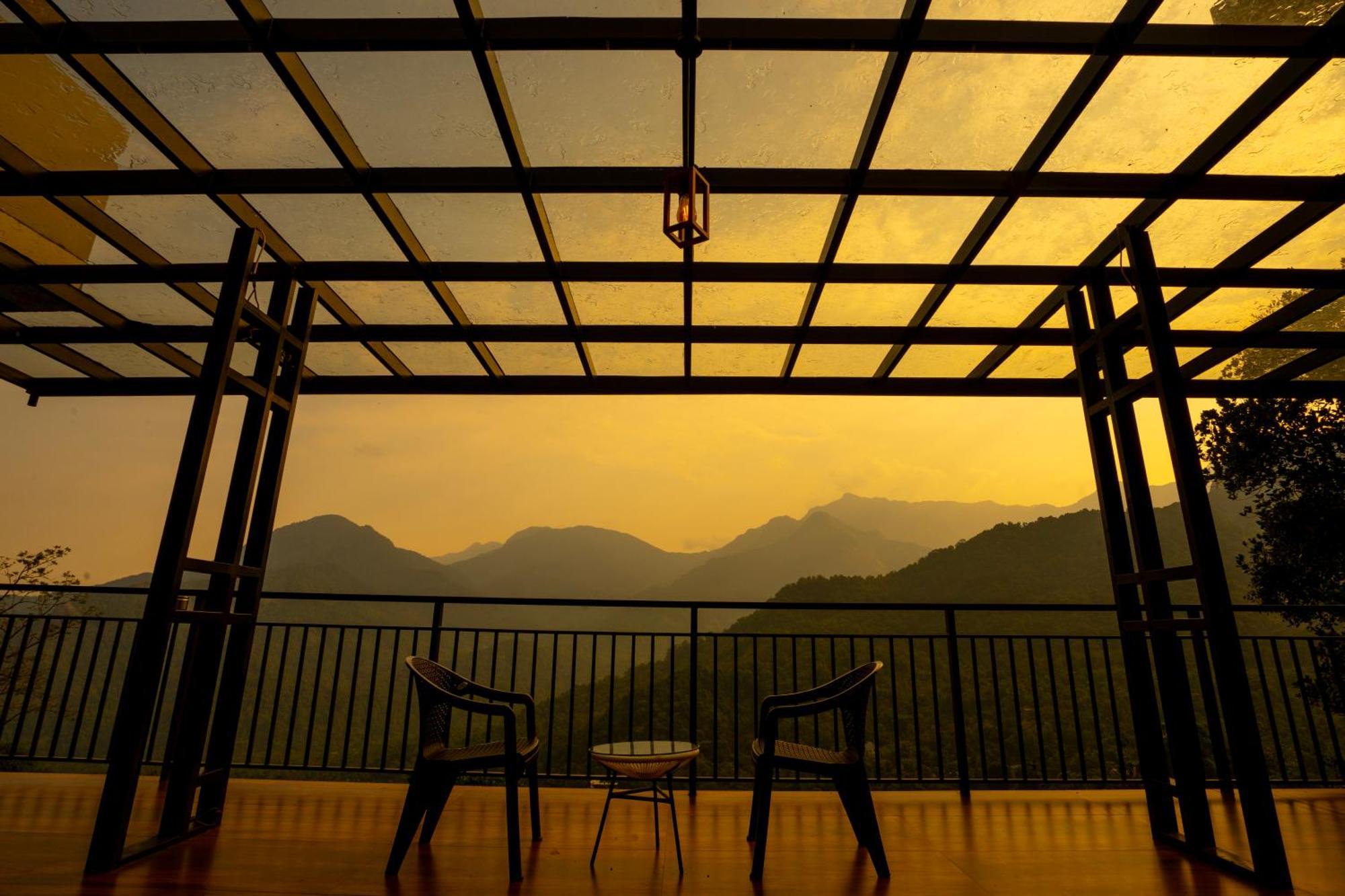 Karimb Resorts Vallikavungal Exterior photo